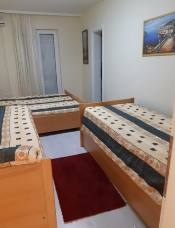 apartman-i-dva-stana-za-izdavanje-u-budvi-big-3