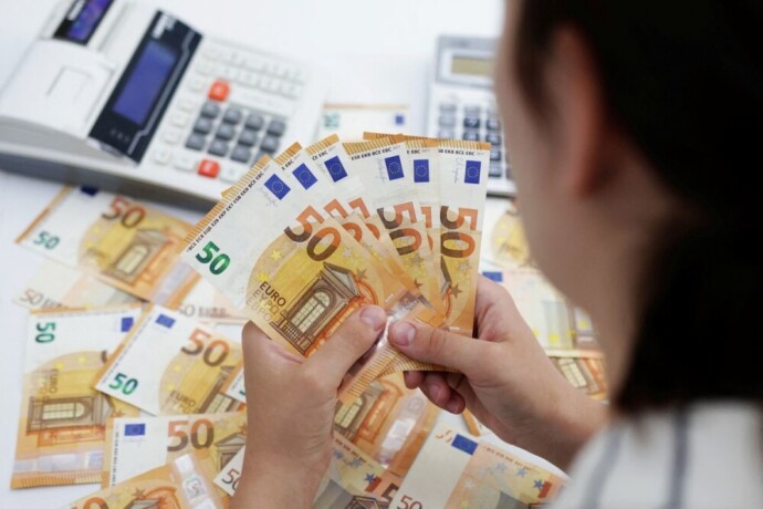 finansijski-kredit-5000-eura-650000-eurahrvatska-srbija-bosna-slovenija-big-0
