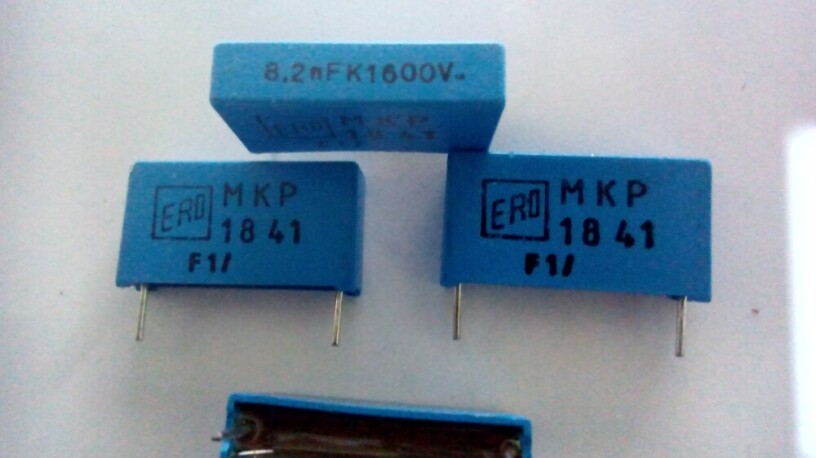 ero-100nf-1uf-33nf-10nf-470pf-22nf-100pf-5n6-1n5-big-0